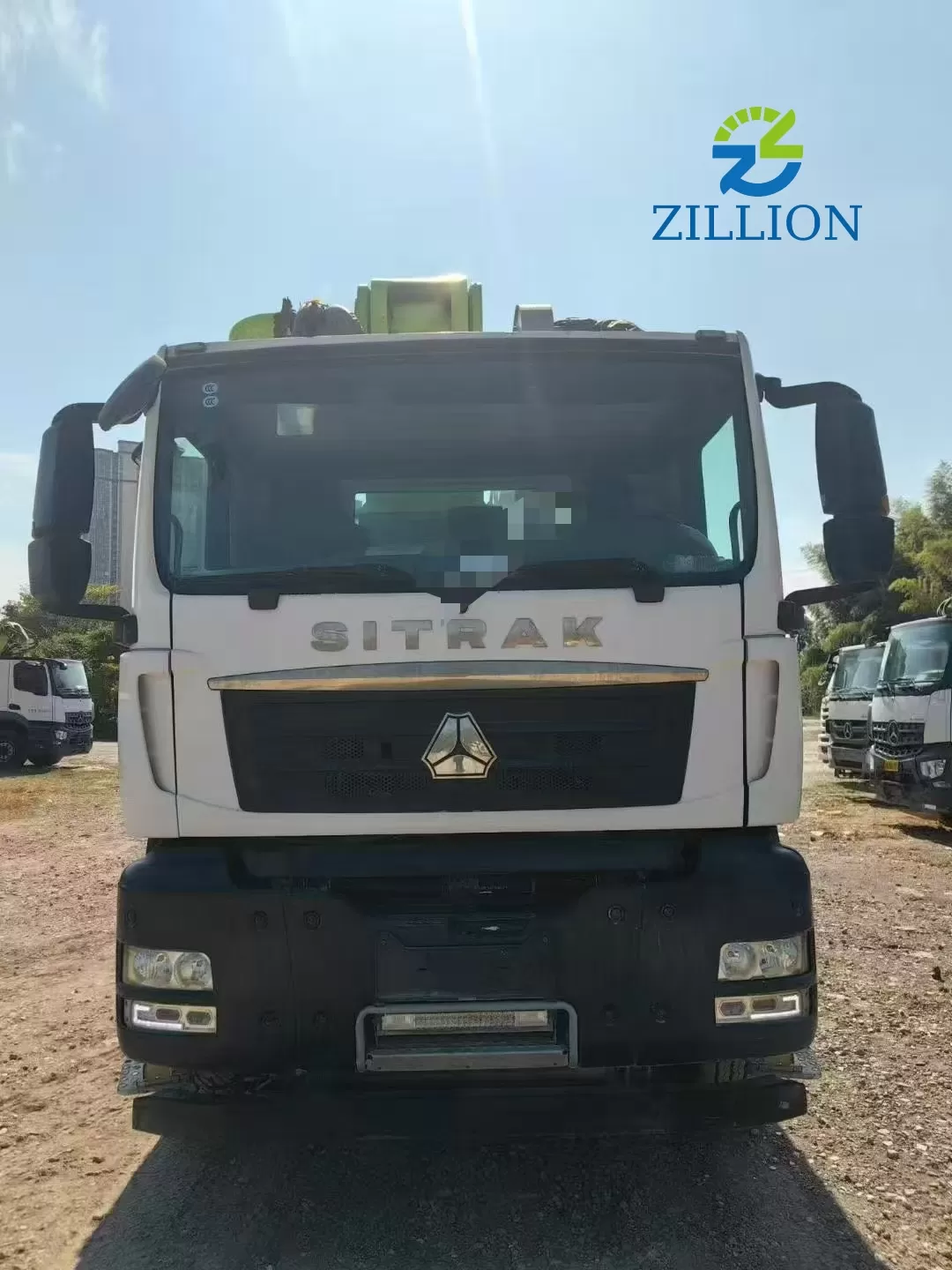 2023 Zoomlion 67m Truck-Mounted Concrete Pump Truck with Sitrak Chassis